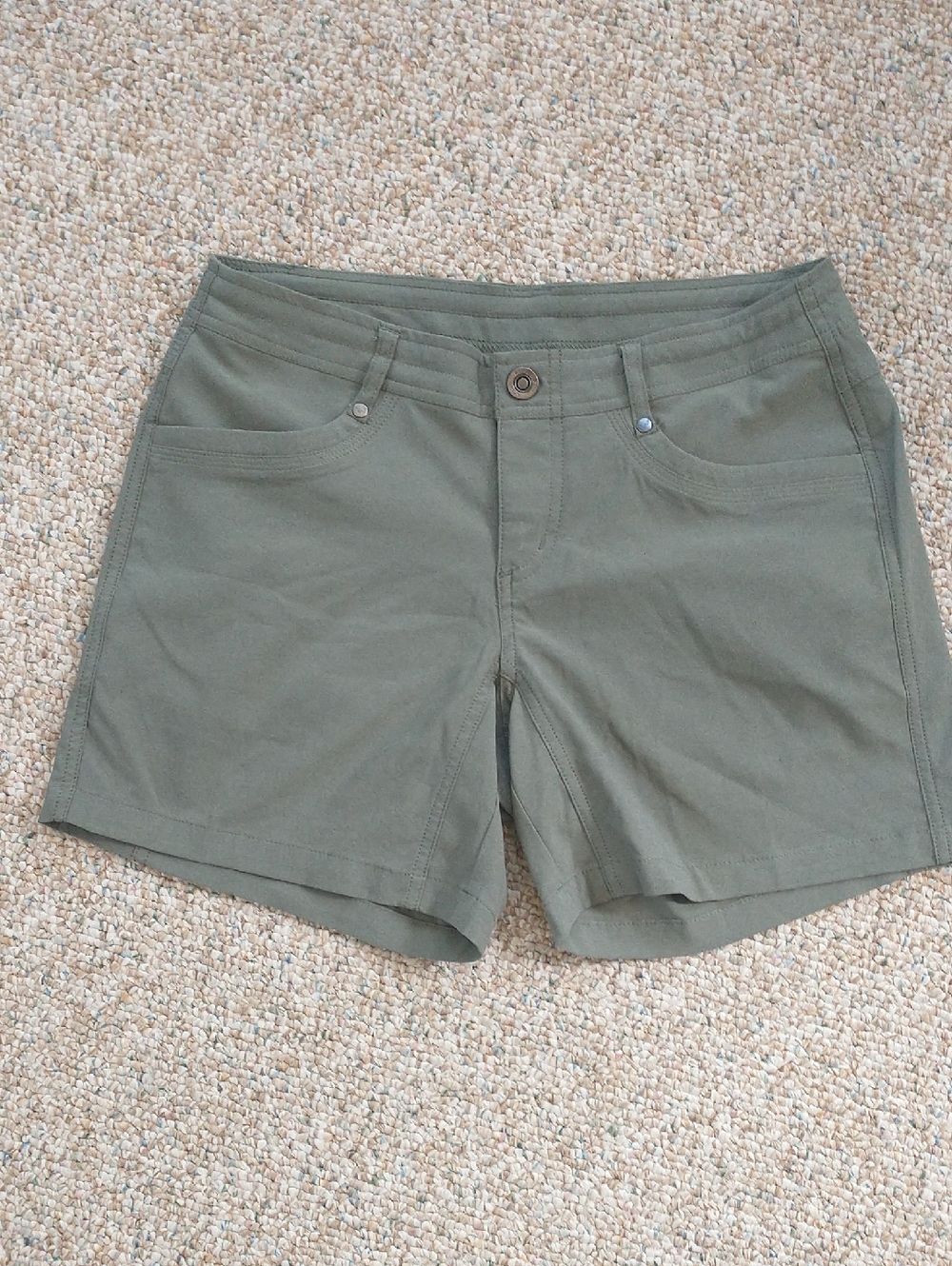 Kuhl  Active Short  5" Inseam size 4